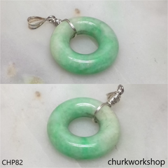 Light apple green round jade pendant