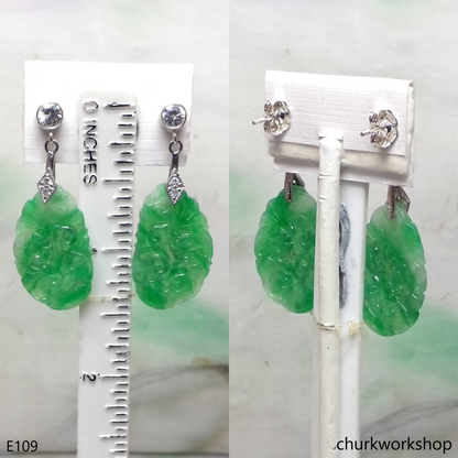 Green jade dangling earrings