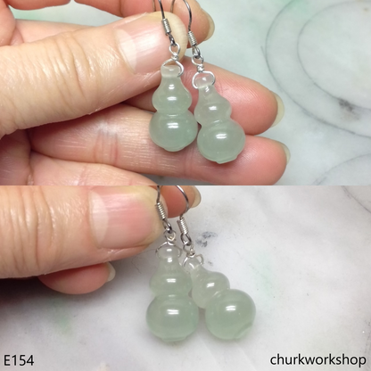 Pale green jade gourd earring