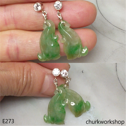 Green mix yellowish jade carving earrings