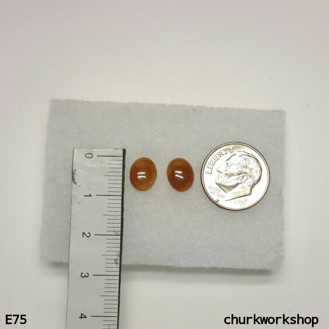 Red cabochon jade ear studs