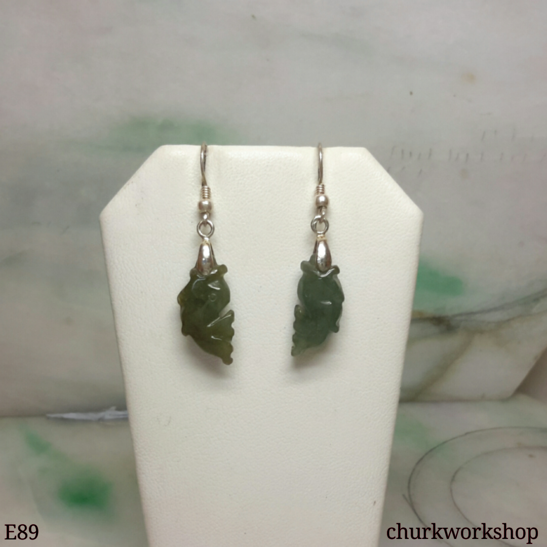 Dangling fishes jade earrings