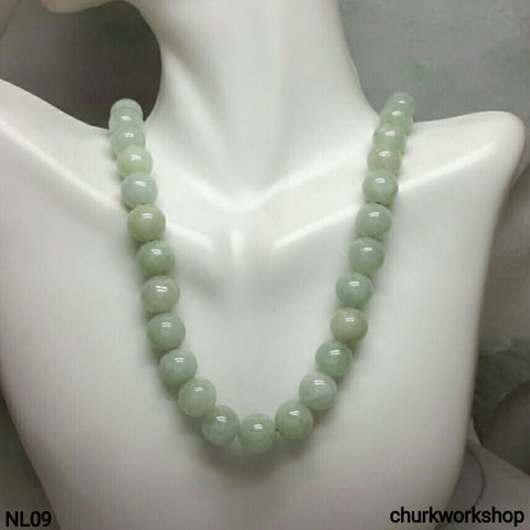 Light green jade beads necklace