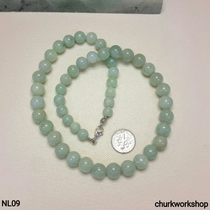Light green jade beads necklace