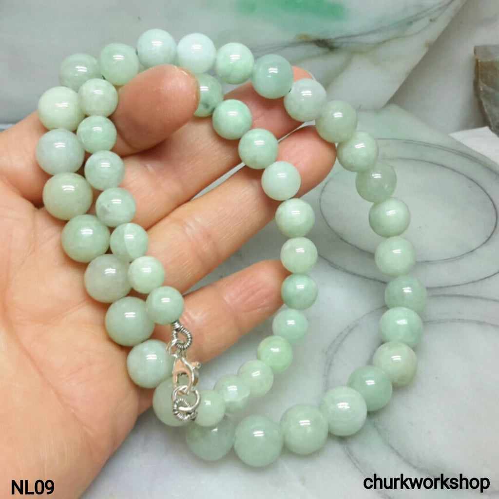 Light green jade beads necklace