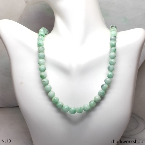 Green jade beads necklace
