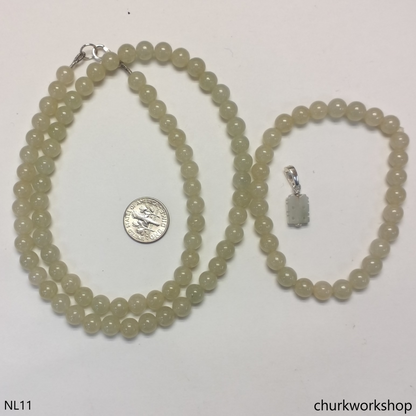 Jade beads necklace and bracelet set
