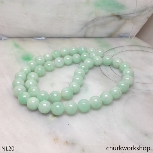 Pale green jade beads necklace