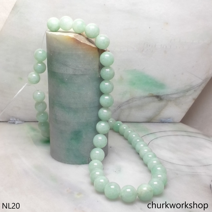 Pale green jade beads necklace