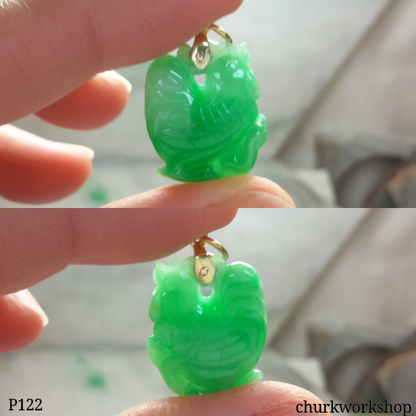 Apple green small jade rooster pendant