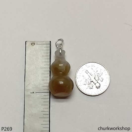 Red jade gourd pendant