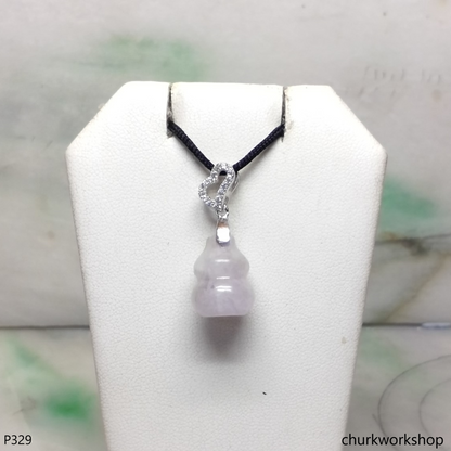 Lavender jade gourd pendant
