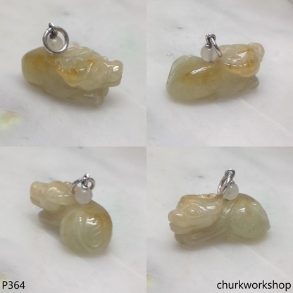 Light yellow jade ox pendant