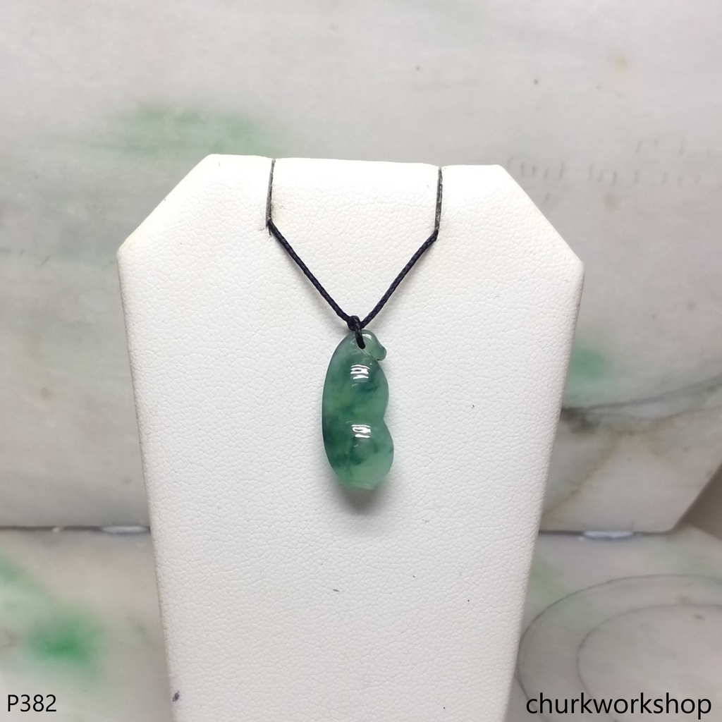 Bluish green small jade bean pendant