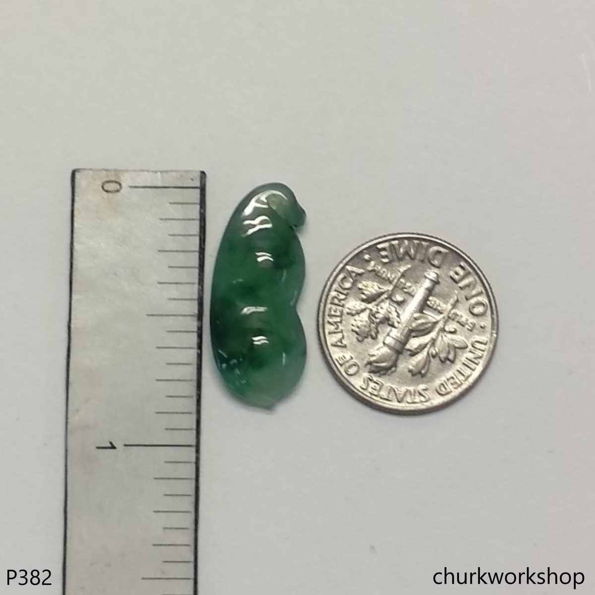 Bluish green small jade bean pendant