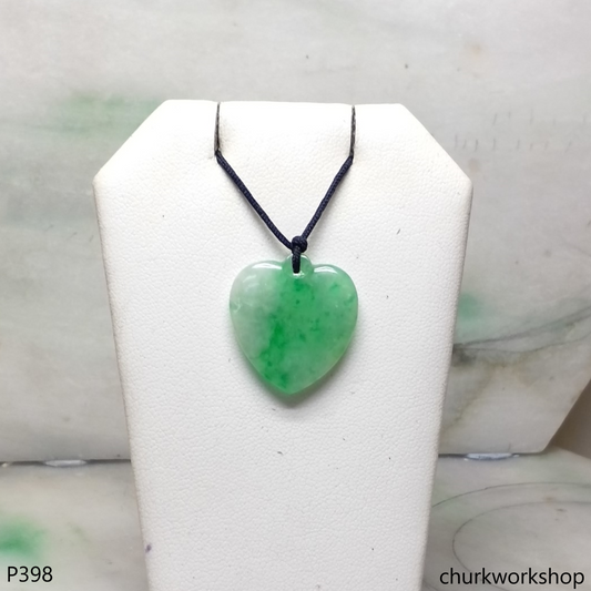 reserved for reoyuinu      14K jade heart pendant