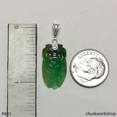 Green jade small cicada pendant