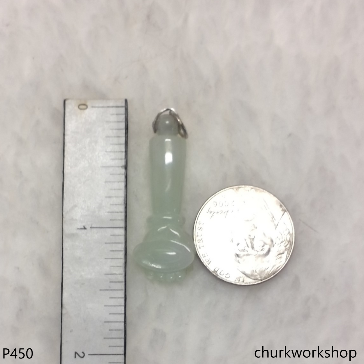 Jade hand pendant
