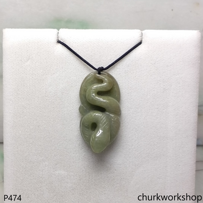 Molt green jade snake pendant