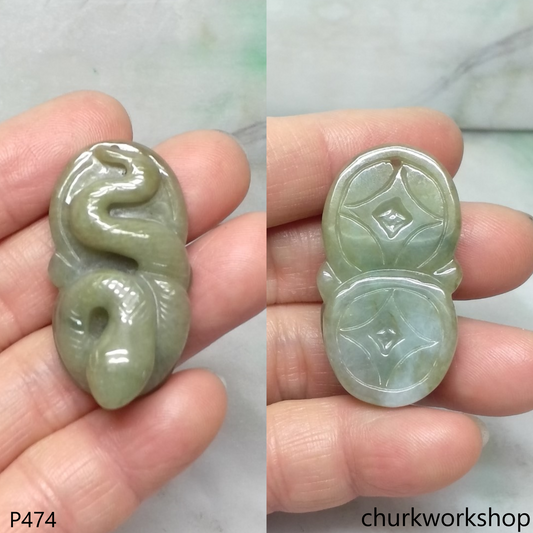 Molt green jade snake pendant