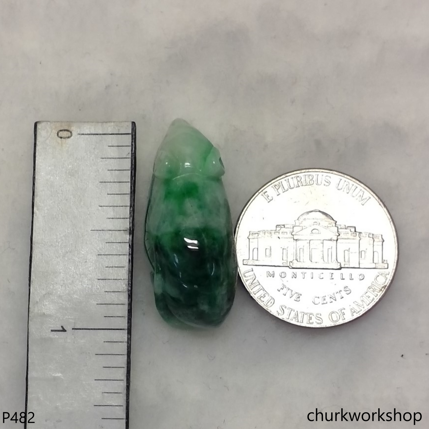 Jade mouse pendant