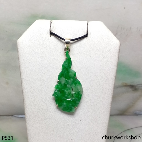 Apple green jade bird 14K pendant