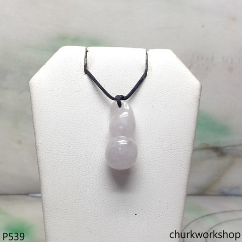 Lavender jade gourd pendant