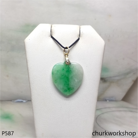 14k jade heart pendant