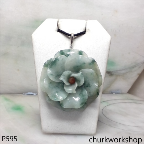 Flower jade pendant