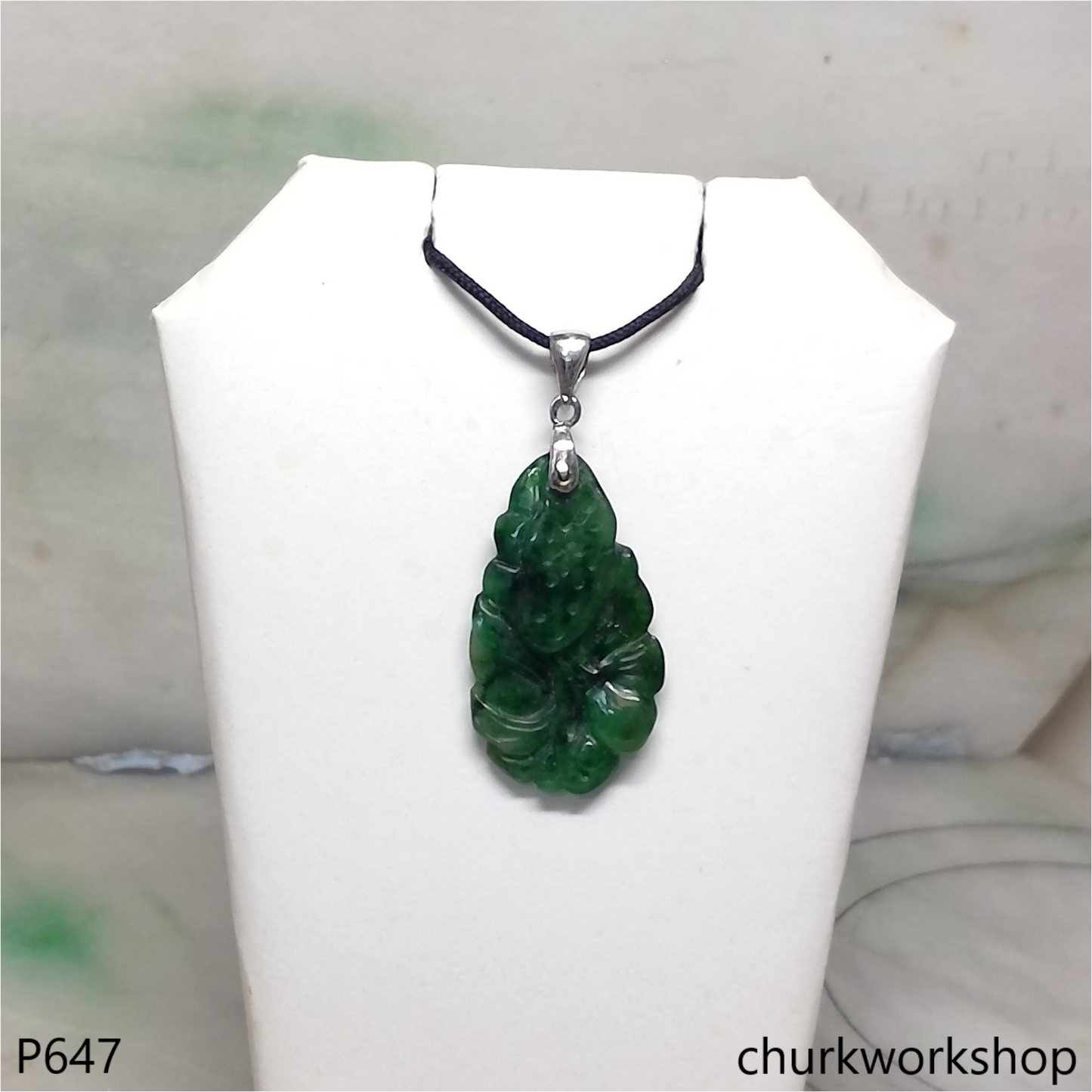 Dark green Lotus leaf pendant