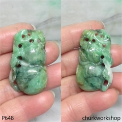Jade gourd pendant