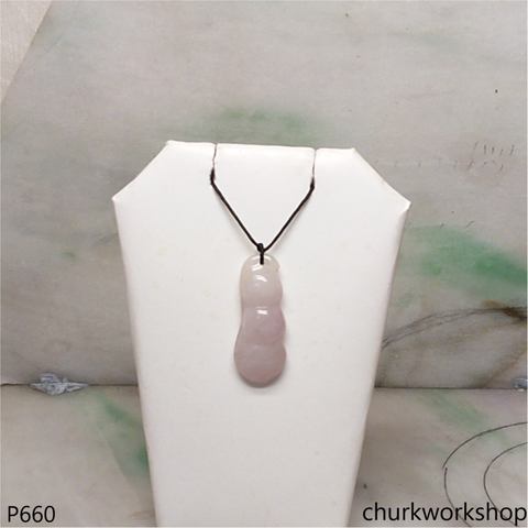 Light lavender jade bean pendant