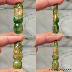 Multicolor jade gourd with bat pendant