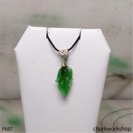 Green jade leaf pendant