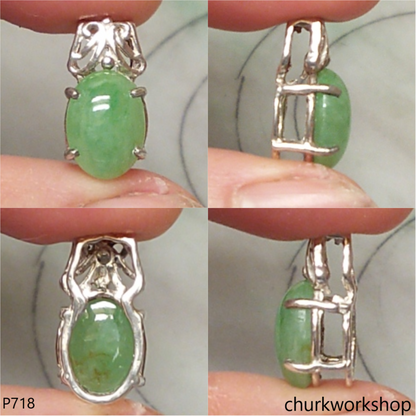 Small jade sterling silver pendant