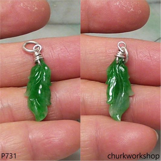 Green jade leaf pendant