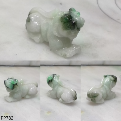 Jade tiger pendant