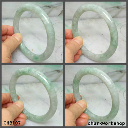 Large light green jade bangle