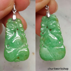 Jade gourd pendant