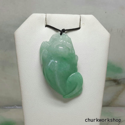 Jade lucky toad pendant