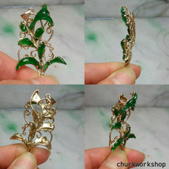 Handmade Imperial jade flower pendant in 14k gold