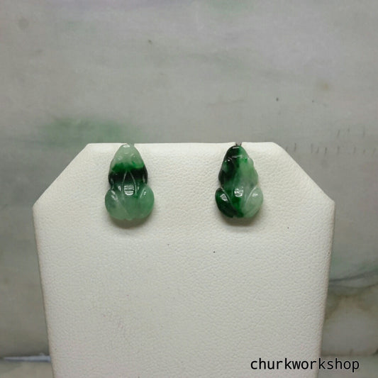 Green jade frog silver ear stud