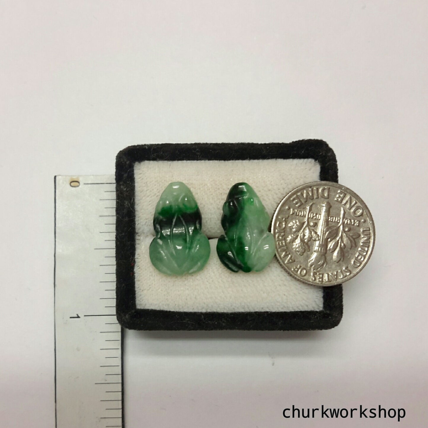 Green jade frog silver ear stud