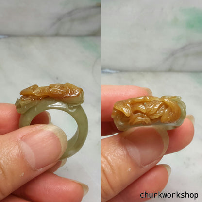 Unisex red carved jade ring