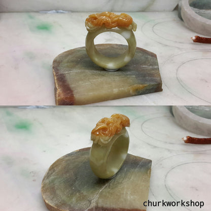 Unisex red carved jade ring