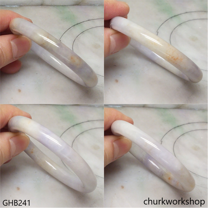 Small lavender jade bangle