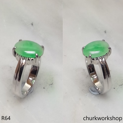 Light green jade ring 14K white gold