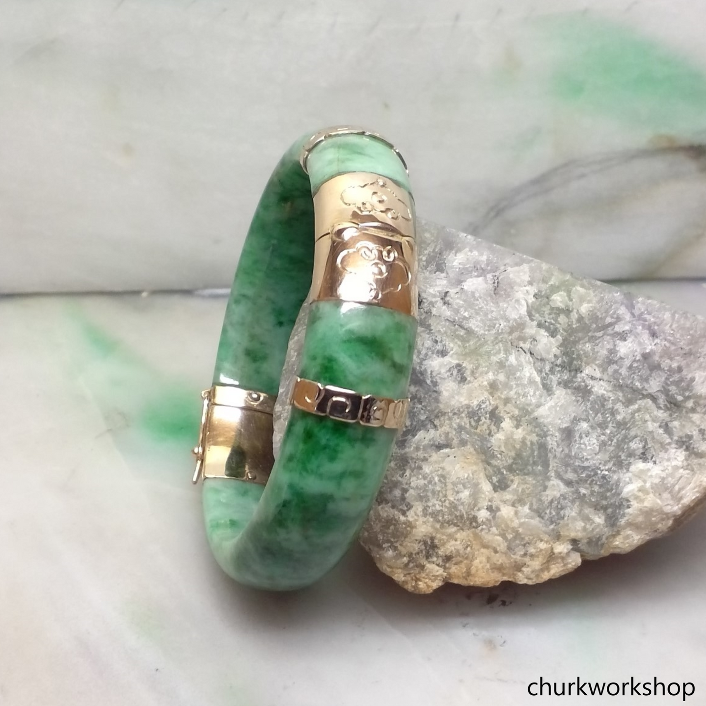 Add gold and design for bangle