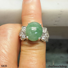 Jade oval ring