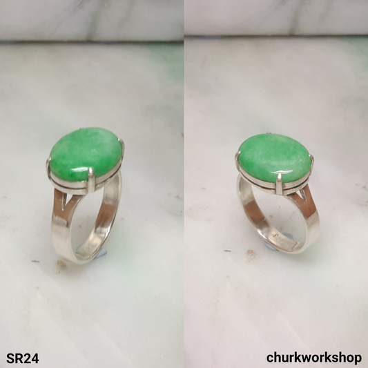 Oval jade silver ring